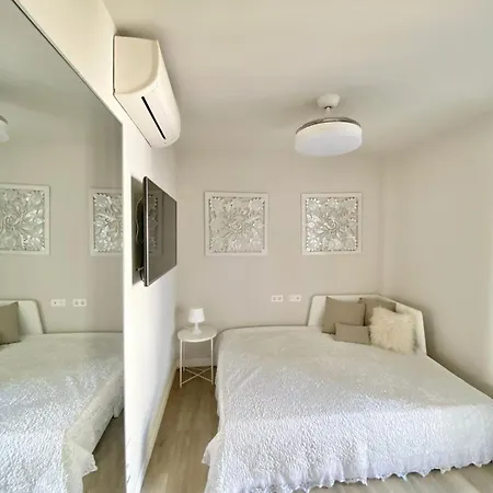 Higueron Holiday home *