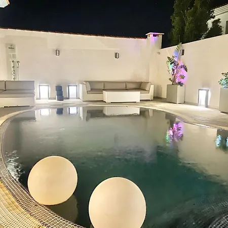 Higueron Holiday home *