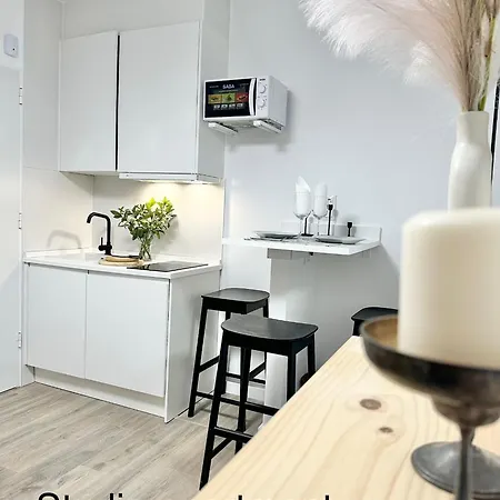 Boutique Higueron * فوينخيرولا