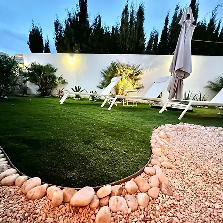 Boutique Higueron فوينخيرولا