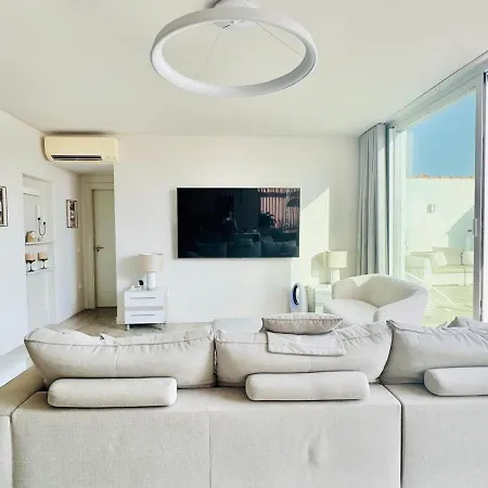 Holiday home Higueron