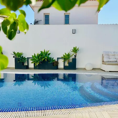 Holiday home Higueron